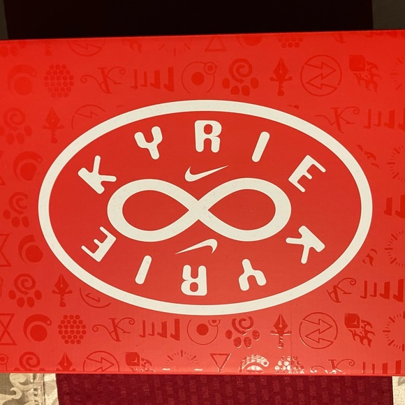 Nike Kyrie Infinity Men Shoe - Picture 7 of 7
